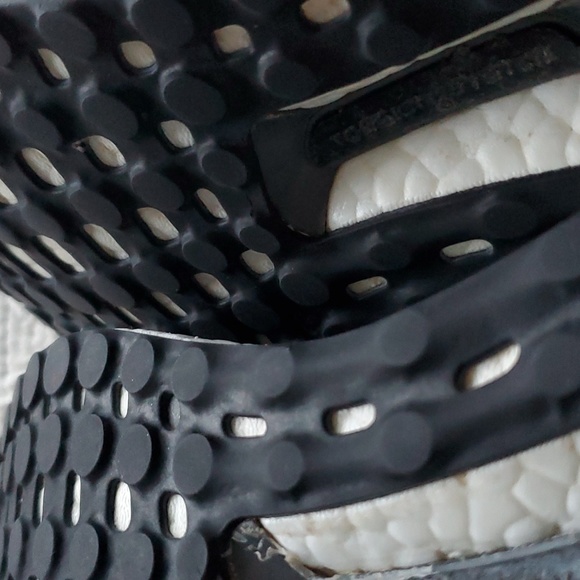 Adidas Ultra Boost  Women's Shoes - Picture 13 of 17